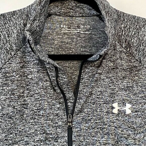 Under Armour Heatgear 1/2 Zip Lightweight Gray Pullover, Size L - Picture 7 of 7